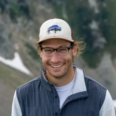 Jan Gorski Headshot